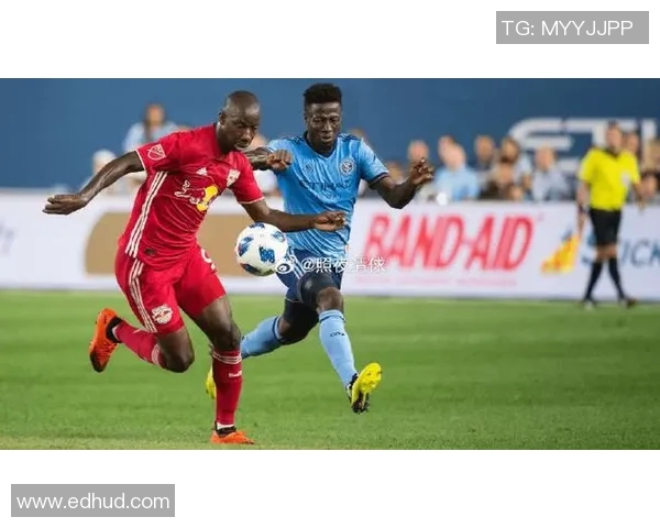 哥伦布机员与亚特懒得的精彩对决谁能在赛场上笑到最后 哥伦布机员与亚特懒得的精彩对决谁能在赛场上笑到最后