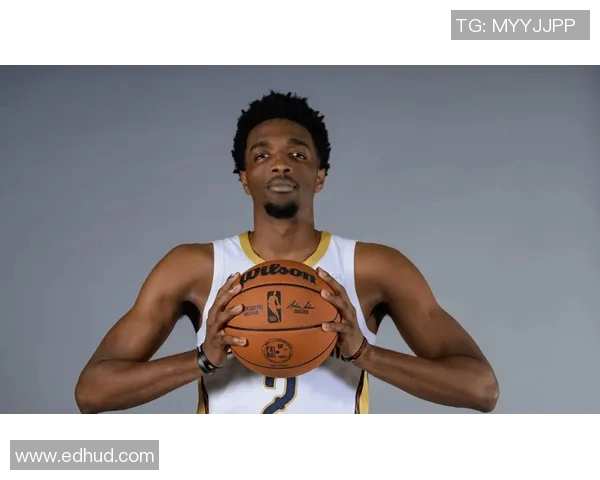 赫伯特琼斯的篮球之路与个人成长的故事探讨