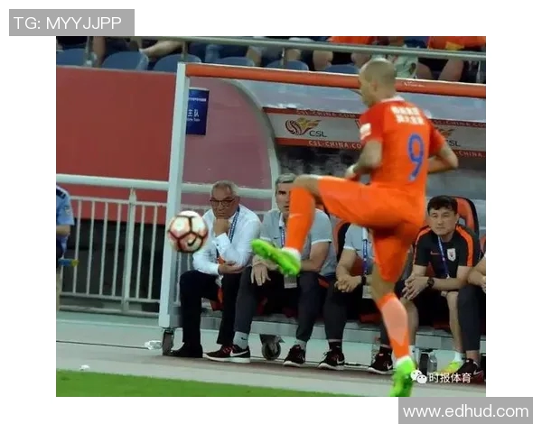 重庆羽毛球队边路渗透战术解析与深度剖析 重庆羽毛球队边路渗透战术解析与深度剖析